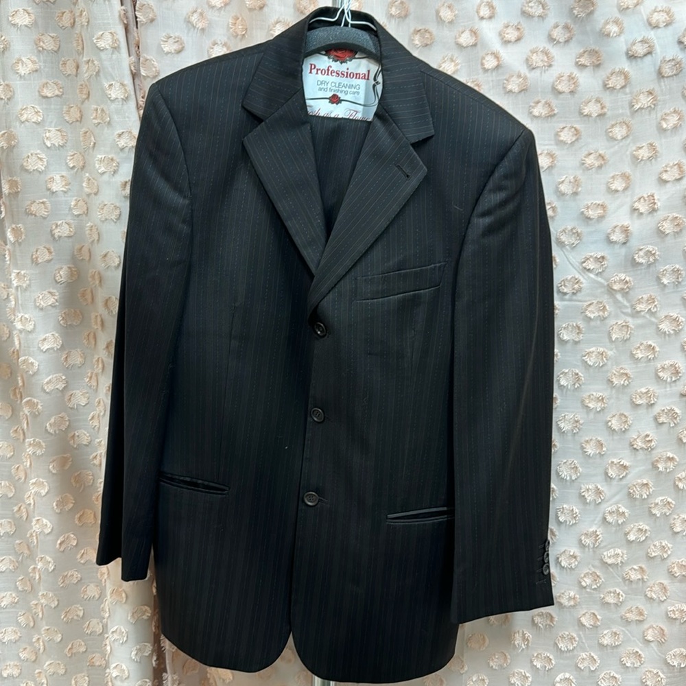 Men’s 2PC Zanetti Italian Wool Brown Suit with Lines